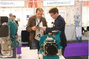 "ВИБРОТЕХНИК" представил оборудование для дробления, измельчения на выставке "Analytica 2018" в Мюнхене.